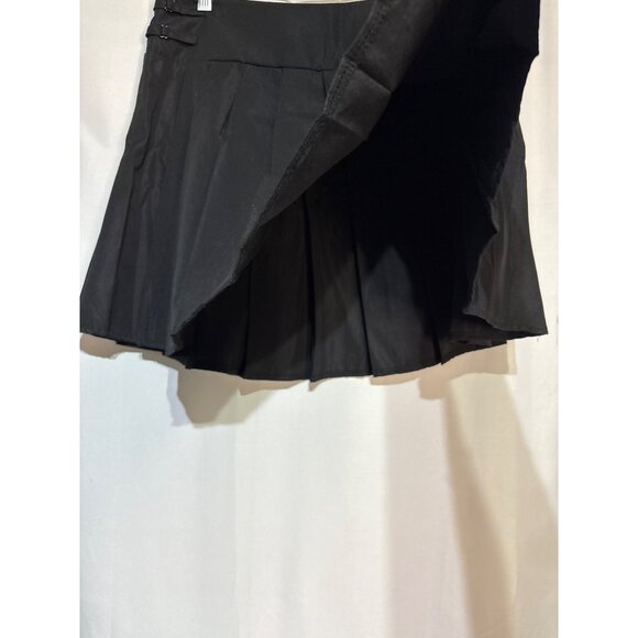 Pleated Black Mini Skirt With Buckles - Picture 4 of 5